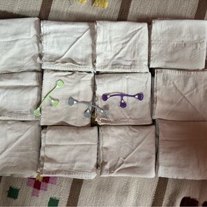 OsoCozy Cloth Diapers (12 Pack) - 27 x 27 Inches and  3 Snappis